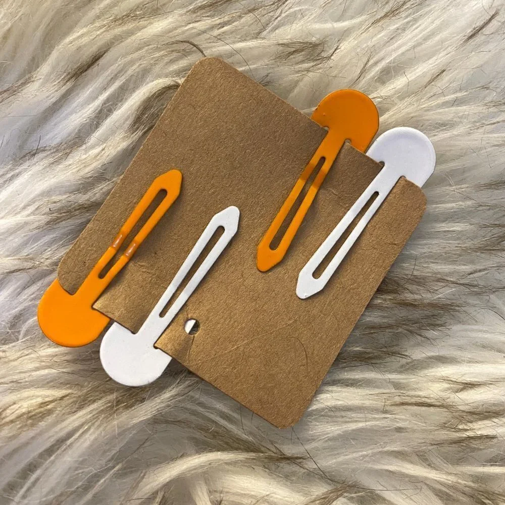 4ct Metal Snap Hair Clips, White and Orange